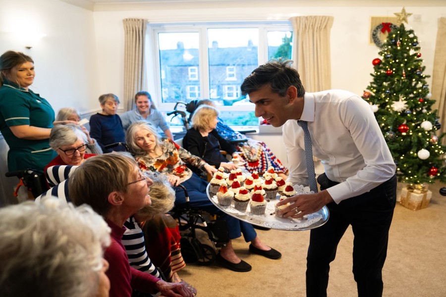 Rishi Sunak visits Northallerton care home